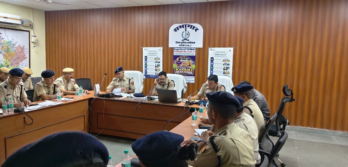 पांच हजार रुपए का इनामी बदमाश करौली पुलिस गिरफ्त में