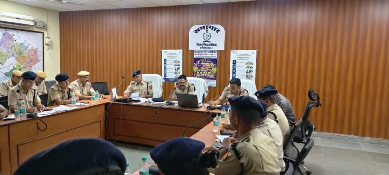पांच हजार रुपए का इनामी बदमाश करौली पुलिस गिरफ्त में